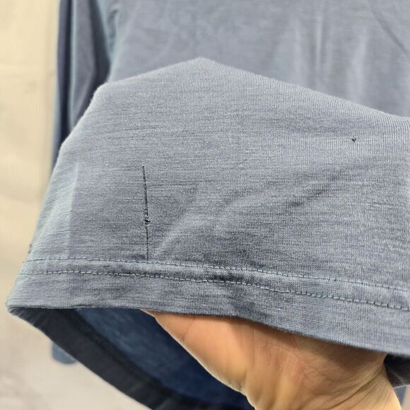 Smartwool Top Womens Large Light Blue Merino Wool Baselayer Shirt V Neck Crop - Picture 12 of 14